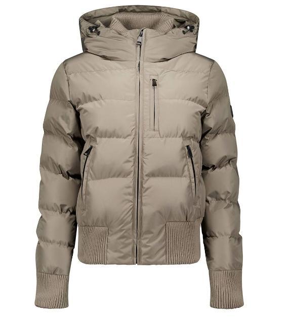 Airforce_Tate_bomber_Zand_Airforce