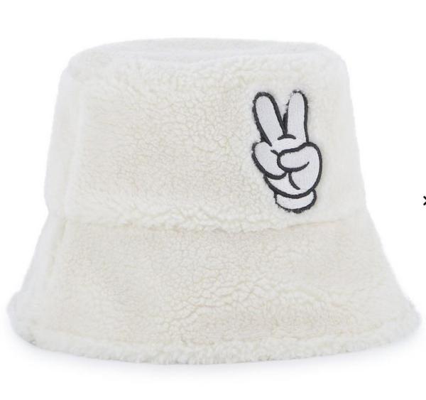 Marc_Jacobs__vissers_pet_Mickey_off_white_Marc_Jacobs